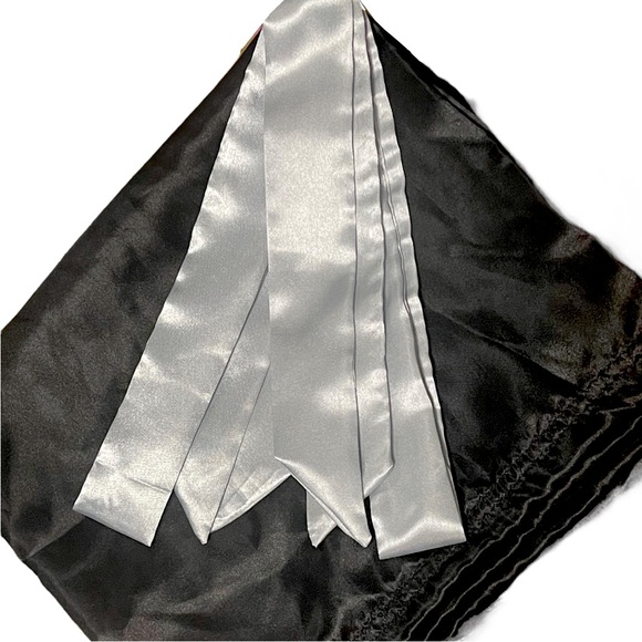 Handbags - 🩶Silver Bundle•2x  HighQuality Twillys+Large Black Dustbag